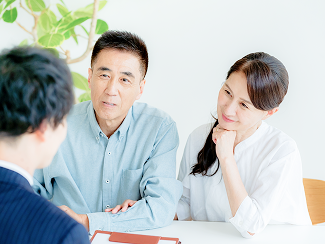 仲介・買取の選択肢を示すイメージ